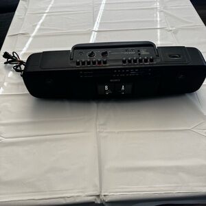 Sony CFS-W304 Portable Stereo Boombox AM/FM Radio Only * TAPE DECKS NEED REPAIR*